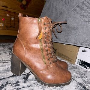 Women boots